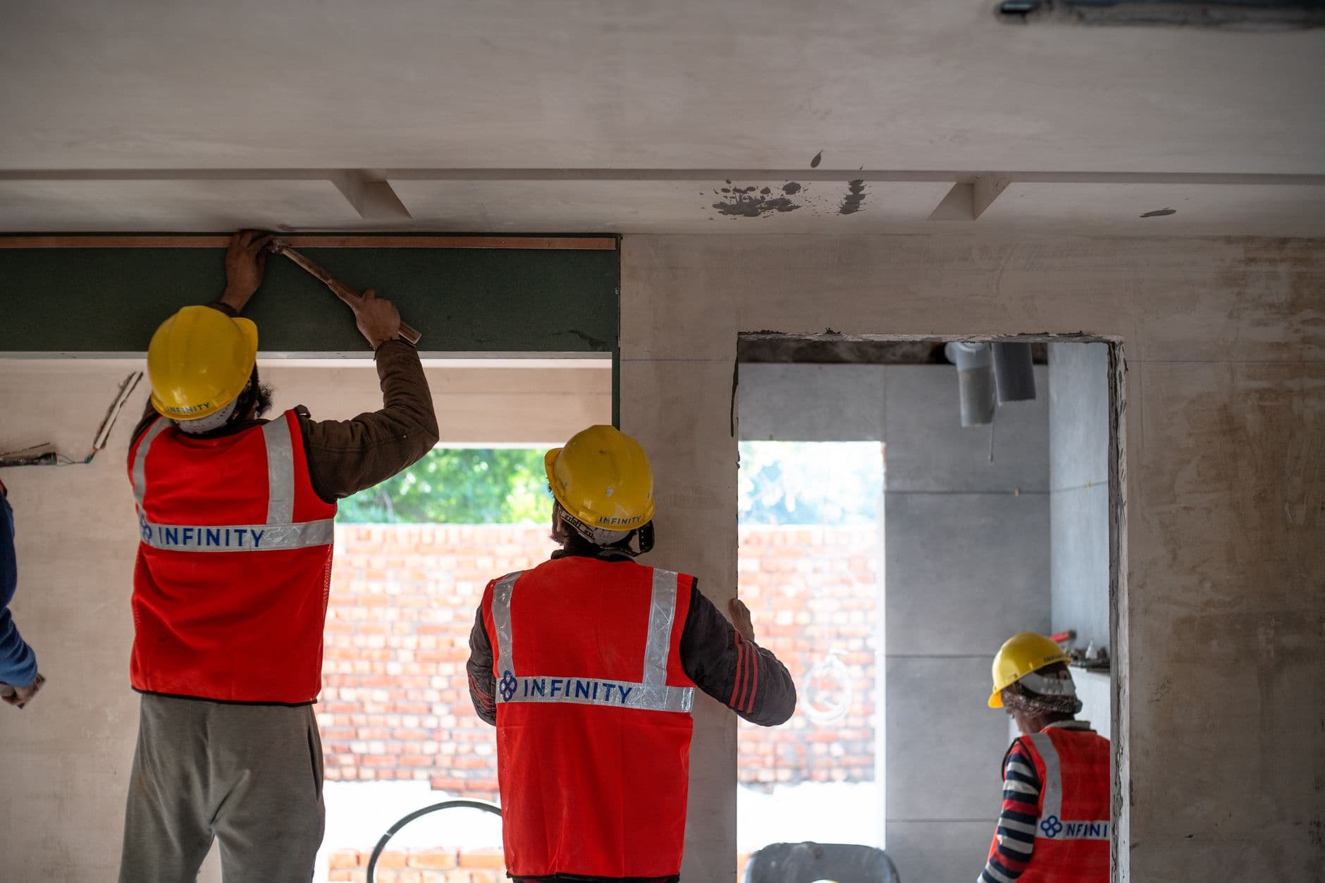 Alçıpan Duvar Sağlam mı? Ses Yalıtımı ve Taşıma Kapasitesi